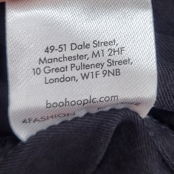 PrettyLittleThing Shape Black Buckle Detail Cargo Wide Leg Pants, Size 14 - Picture 13 of 16